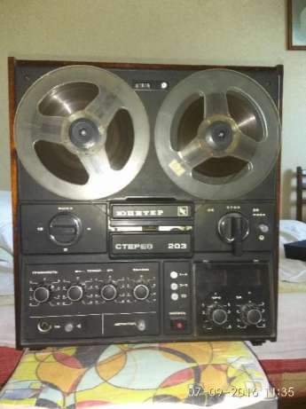 Бобинный магнитофон Юпитер-203 Стерео + Акустическая система 2 колонки