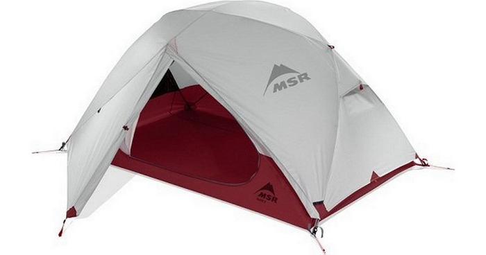 MSR Elixir 2. Моя вторая палатка. Классическая самостоящая конструкция. Поперечная дуга обеспечивает большой тамбур с обеих сторон.