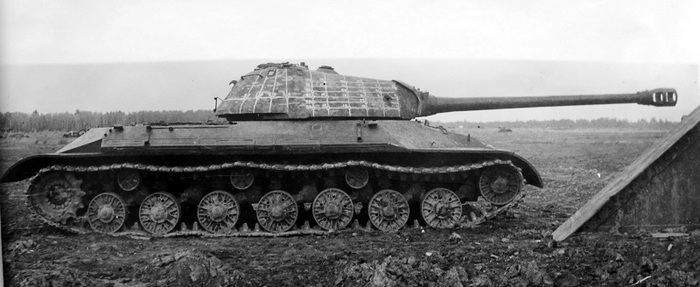 Опытный образец ИС-5 перед испытанием обстрелом. Источник: ОГАЧО.