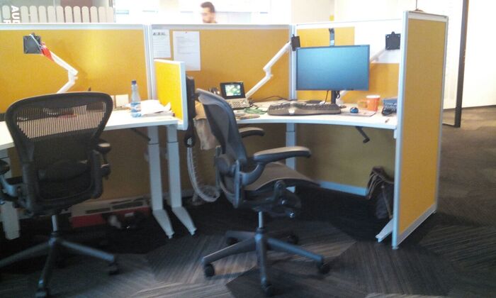 Это моя фотография. Фотографировать было как-то неудобно, поэтому качество не очень...