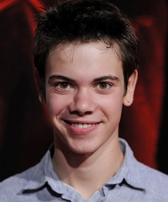   /  / Weeds (2005-2012) IMDb 7.9