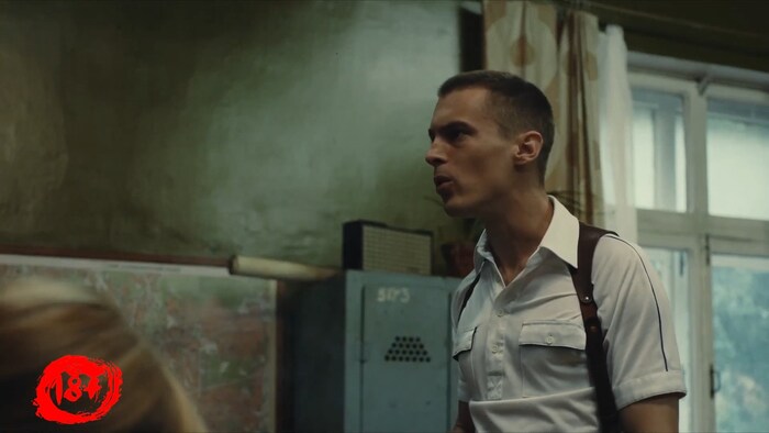 Да, именно по тому месту!