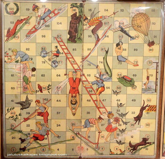 А тут скорее спорт. Кружочками обозначены начало и конец пути (чтоб дети не спорили. Но я бы ещё и спуск от подъёма цветом отличила)