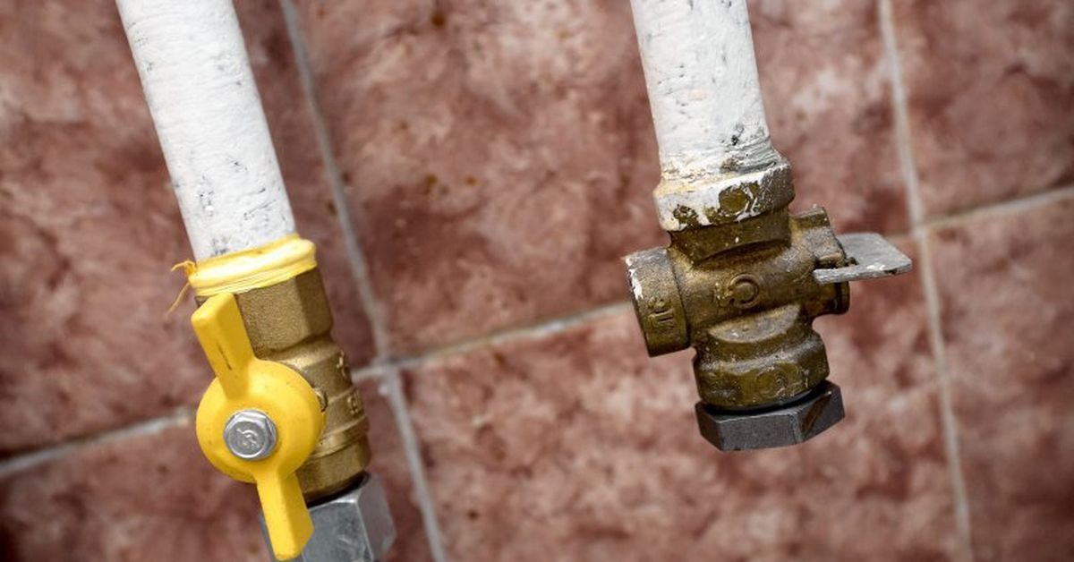 Ратмир Мавлиев попросил ускорить выделение денег на ремонт вентканалов ...