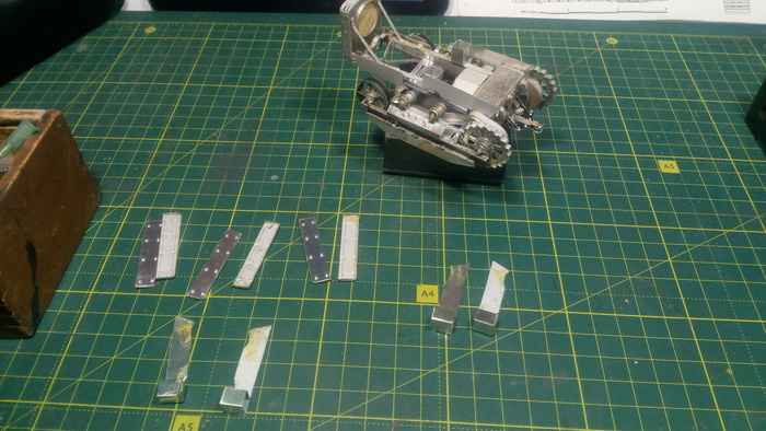 Крылья, борта платформы кабины