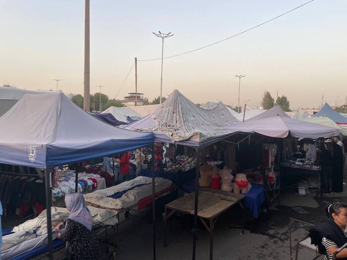 Палатки под открытым небом