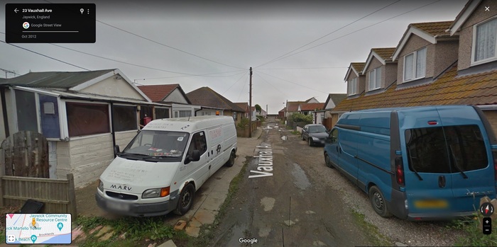 Много лет назад в Джейвике кончился асфальт, но благодаря налогоплательщикам вроде меня асфальт был восстановлен