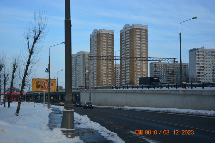 Переключаюсь на зеркальную камеру