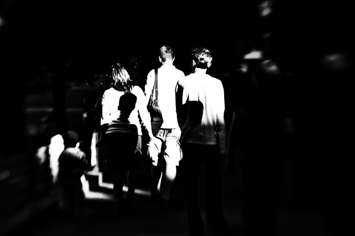 Все искажения оптические - снято на цифровую зеркальную камеру с объективом Lensbaby 3G.