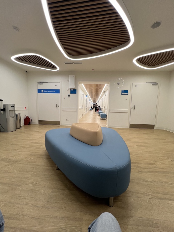 Ответ на пост «Поликлиника»