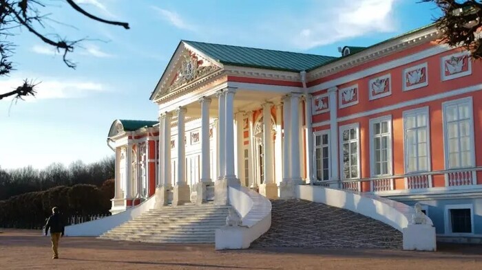 Московский музей инородных тел, извлечённых врачами, пополнился электросамокатом