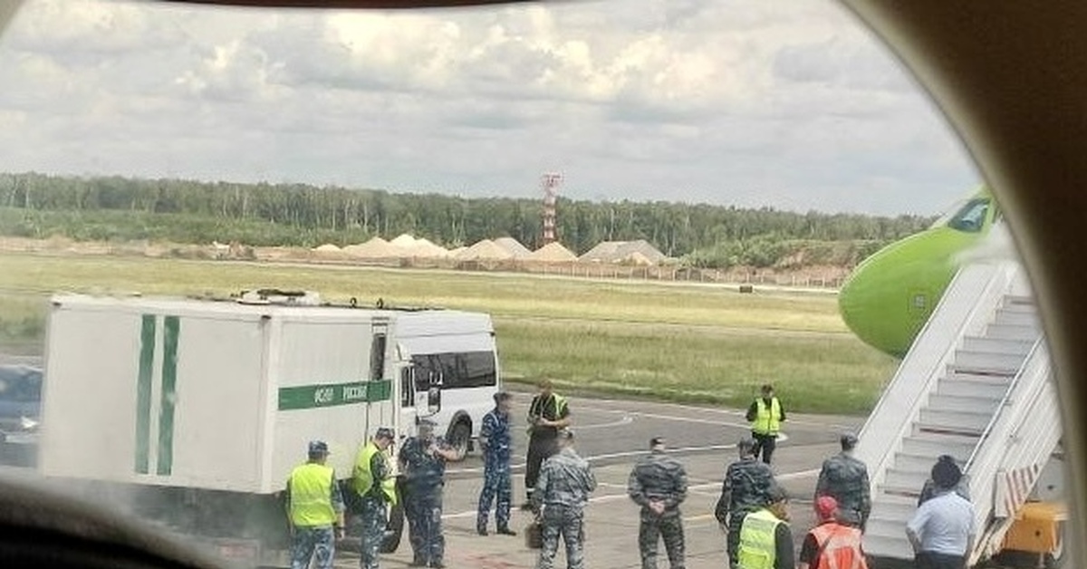 Новости 16 22. Авария на Северном объезде вчера. Москва с самолета. Самолет для перевозки осужденных.