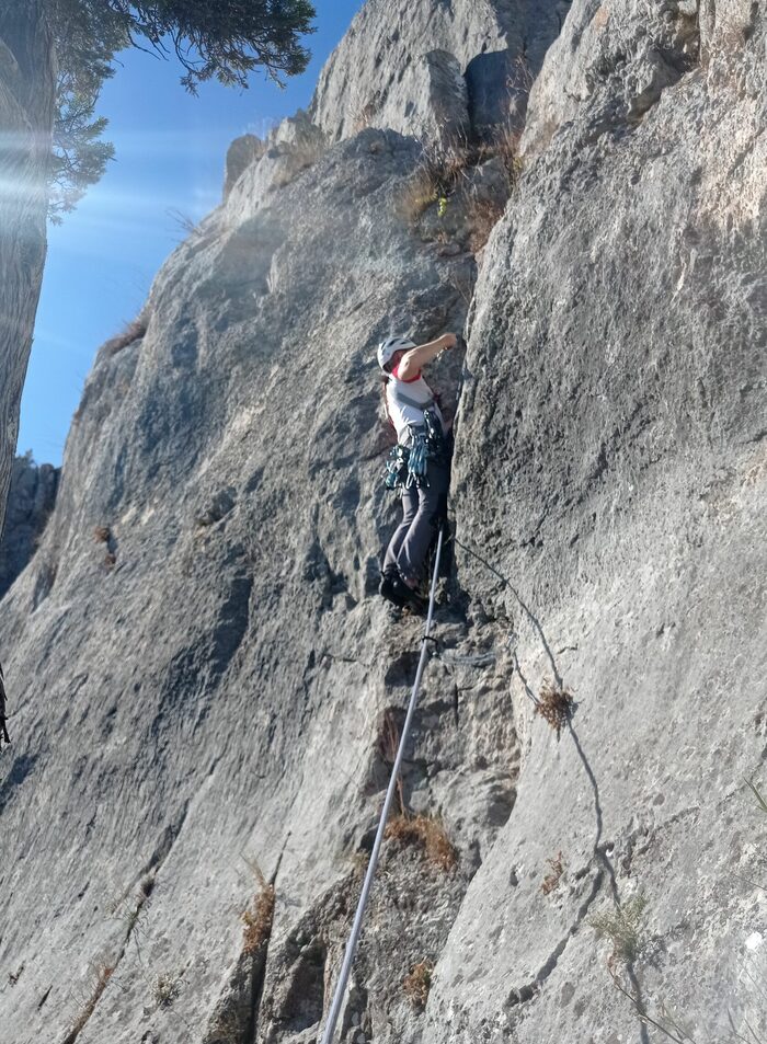 Продолжение движения от R4 при левом варианте по трещине