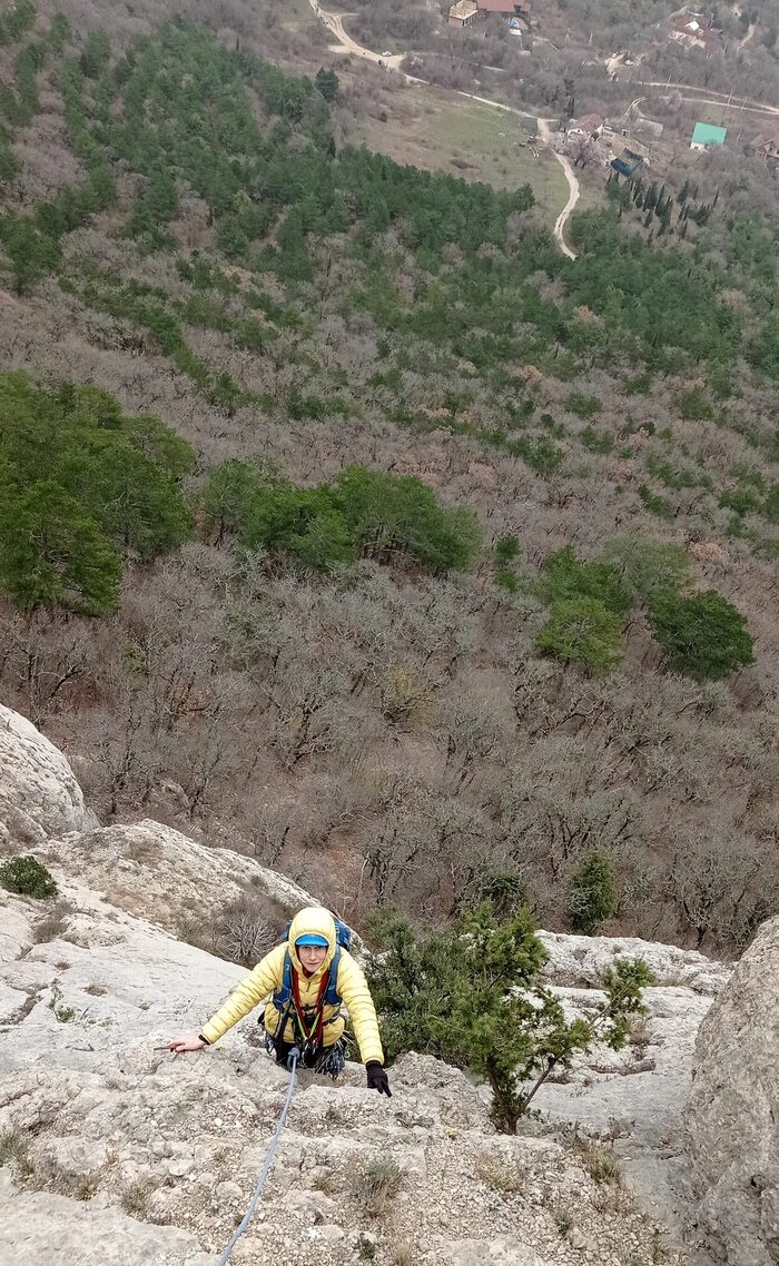 Вид со станции R1 на середину веревки