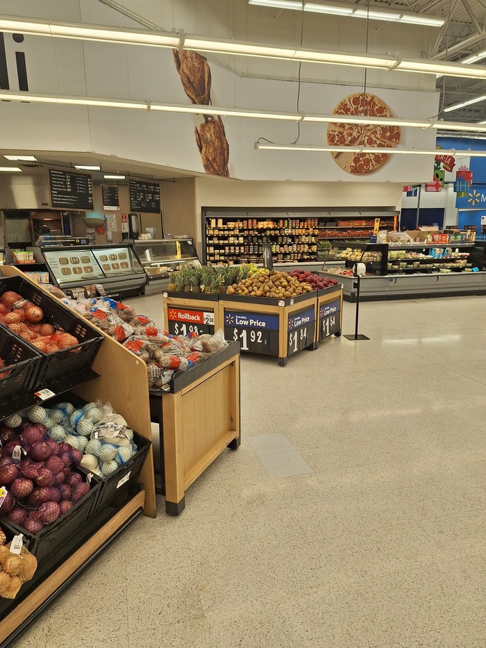 Гипермаркет Walmart в маленьком городе США США, Американцы, Супермаркет, Walmart, Покупка, Шопинг, Жизнь за границей, Эмиграция, Иммиграция, Мигранты, Путешествия, Длиннопост Гипермаркет Walmart в маленьком городе США США, Американцы, Супермаркет, Walmart, Покупка, Шопинг, Жизнь за границей, Эмиграция, Иммиграция, Мигранты, Путешествия, Длиннопост