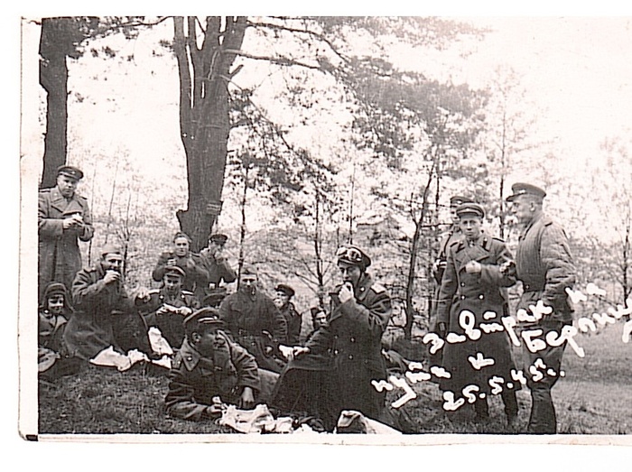 Завтрак на пути к Берлину. 25.05.1945 г