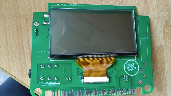 Заметно, что правый угол "съехал" вверх