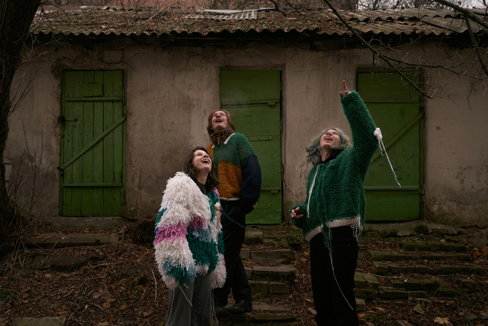 О, грачи полетели!