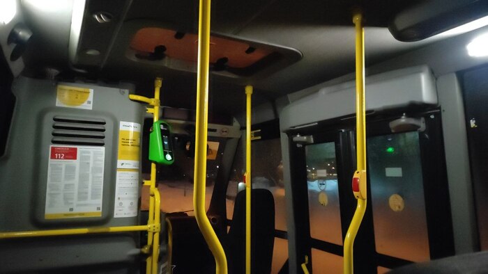 До метро, но не до «Водного», ехал маршруткой, что является абсолютно диковинным для меня форматом. Обычно сажусь на 70, реже 500 и 621, а тут областной маршрут 443