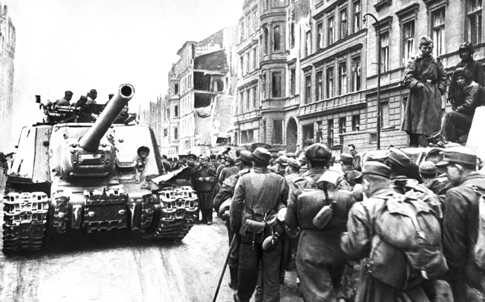 ������� �������� �������������. ������, 1945 ���