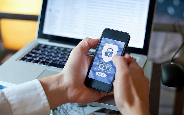       - (anyaberkut; iStock by Getty Images)