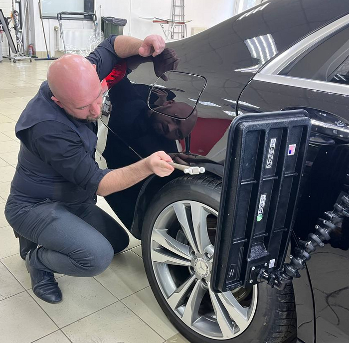 3-я неделя. Слабо понимаю что делаю. А это всё-таки Мерседес.