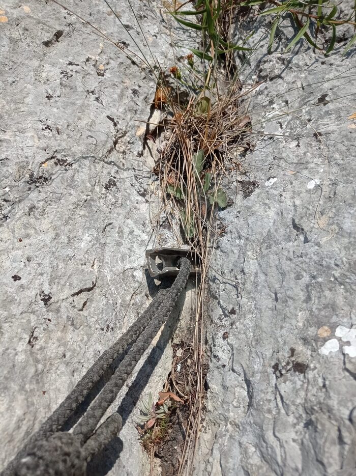 Второй крюк