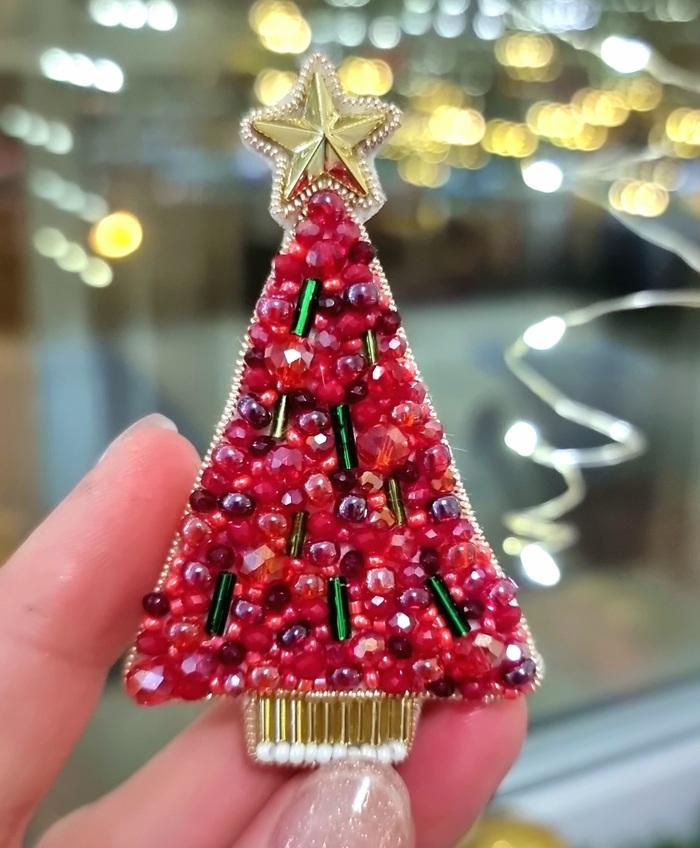 Вторая брошь)