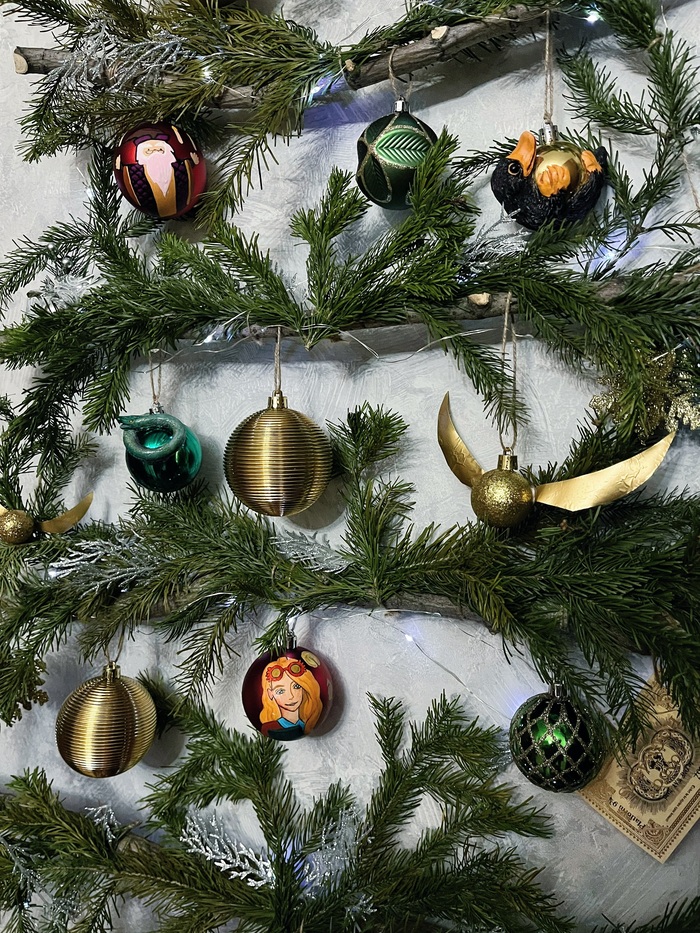 Некоторые из игрушек были расписаны/созданы мною самостоятельно