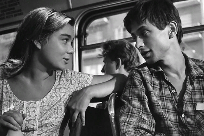 Нина Дорошина и Олег Даль на съемках фильма "Первый троллейбус", 1963 год