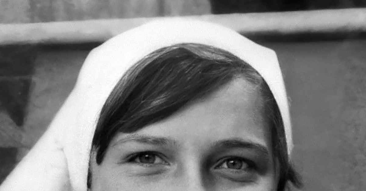 Людмила 15 лет. Август 1971 года. Неизвестный автор. Новосибирская ...