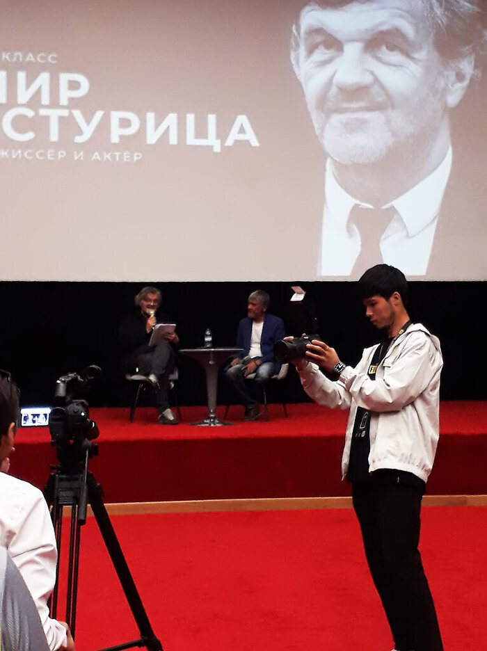 <a href="https://pikabu.ru/story/xv_tashkentskiy_mezhdunarodnyiy_kinofestival_10999340?u=https%3A%2F%2Fdzen.ru%2Fa%2FZSVpK9FB1gJAKN28&t=%D0%AD%D0%BC%D0%B8%D1%80%20%D0%9A%D1%83%D1%81%D1%82%D1%83%D1%80%D0%B8%D1%86%D0%B0%20%D0%B2%20%D0%A2%D0%B0%D1%88%D0%BA%D0%B5%D0%BD%D1%82%D0%B5&h=839abd06891c3379c0668cc8fa796754abf7554f" title="https://dzen.ru/a/ZSVpK9FB1gJAKN28" target="_blank" rel="nofollow noopener">   </a>