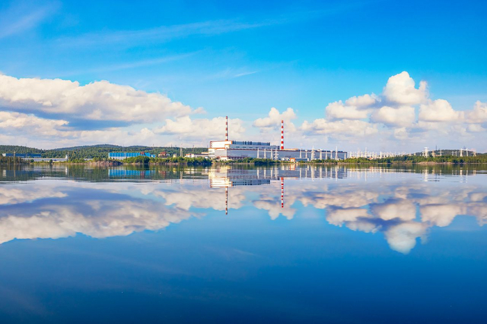 Красивое летнее фото Кольской АЭС