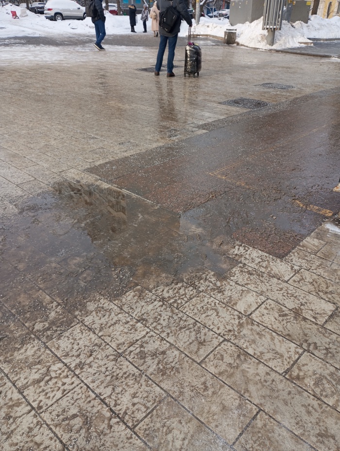 2. И это тоже около метро 'Беговая".