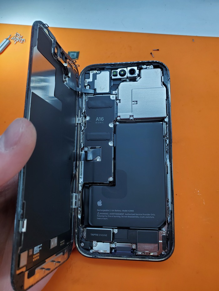 Не дожил до 2 января или не суй яблоко в сомнительные места! Iphone 14 Pro Москва, Таганка, Apple, Iphone 14, Ремонт техники, Зарядка, Пайка, Bga, Дорого, Длиннопост