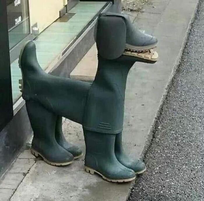 Выводим ЖКХ-арт на новый уровень, пусть пьяный сосед ночью гладит и пытается подружиться