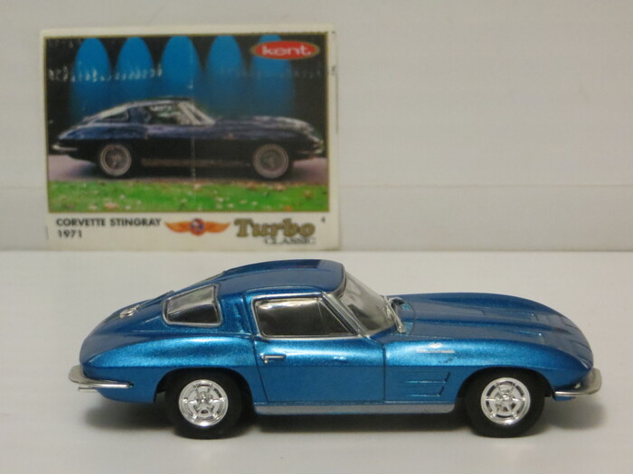 4 Chevrolet Corvette Stingray (, DeAgostini)