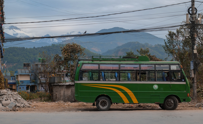Автобус на станции Хари Чок в Покхаре, 500 рупий