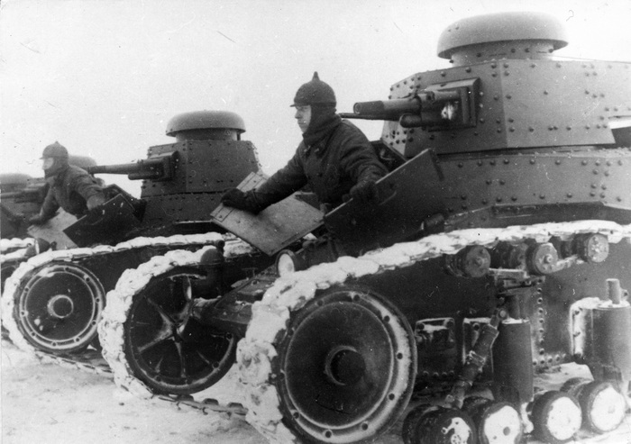  -18,  37-   -ѻ. :  Lesta Games.