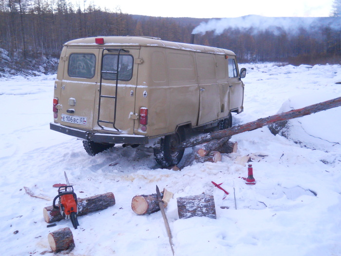 Дом на колесах из УАЗ-452 Буханка