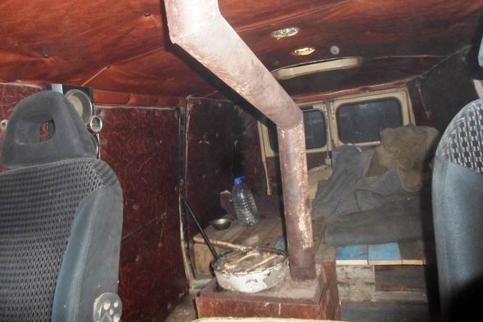 Дом на колесах из УАЗ-452 Буханка