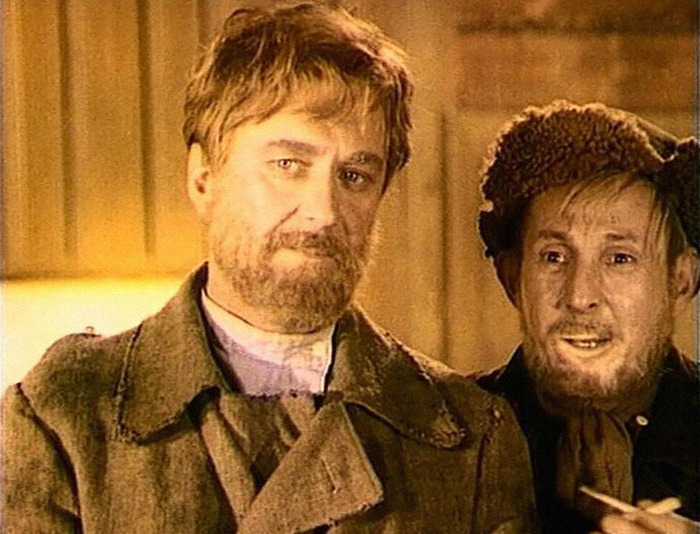 Кадр из телесериала «Тени исчезают в полдень», 1971 года