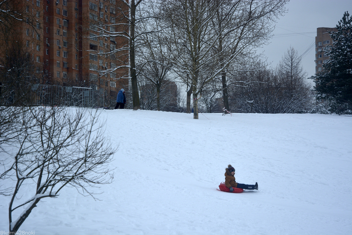 Эти дети, катящиеся с горочки...