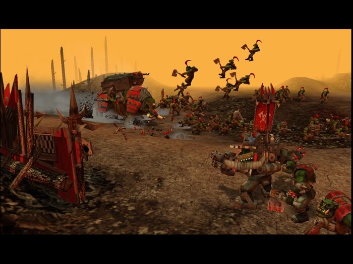 Мастодонту в целом пофиг на кого бежать. Веселая зверушка!