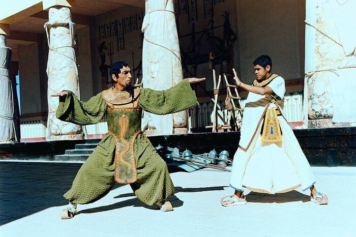 Осел клопу не опарыш.