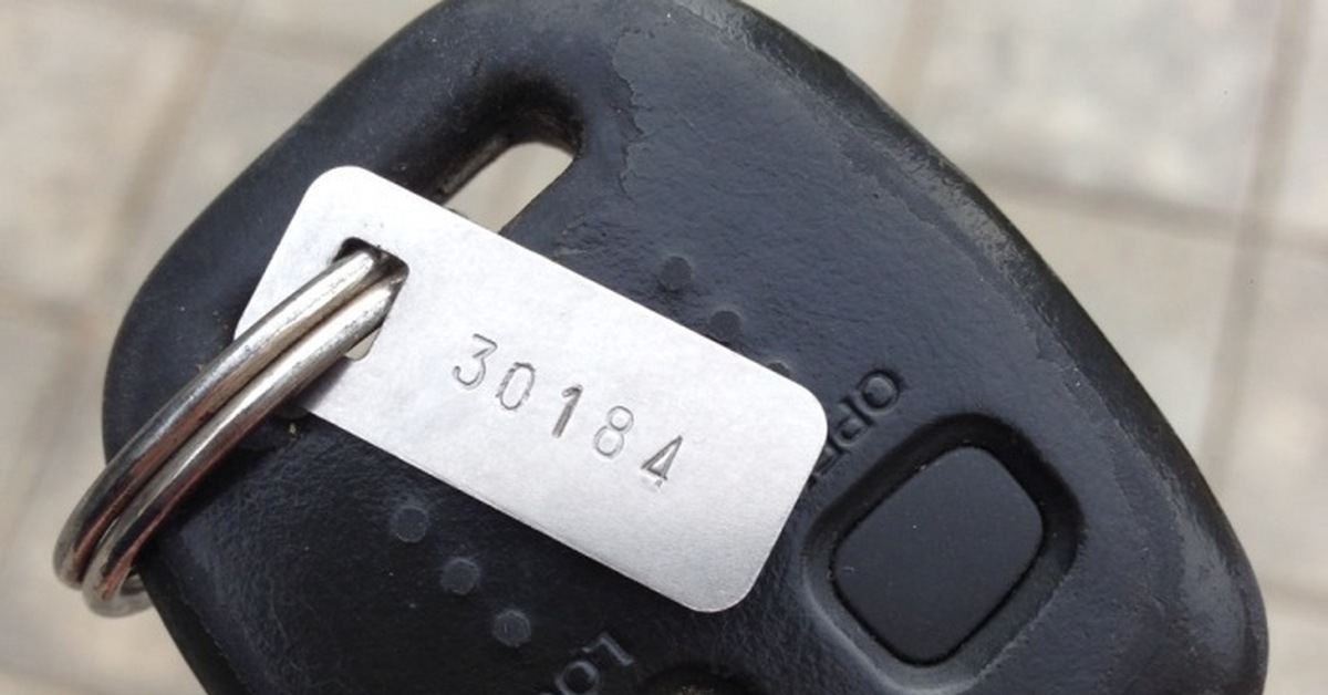 Что означает цифра на ключе. Типы ключей для дверных замков названия. 8 расшифровка. Что означает цифра на ключе. Найдены ключи.