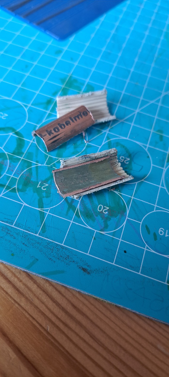     40  , , , 
