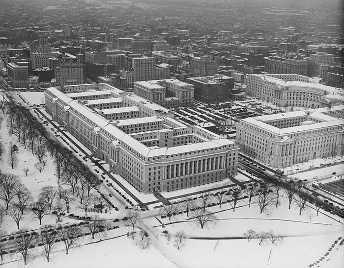 «Федеральный треугольник» в Вашингтоне (1934)