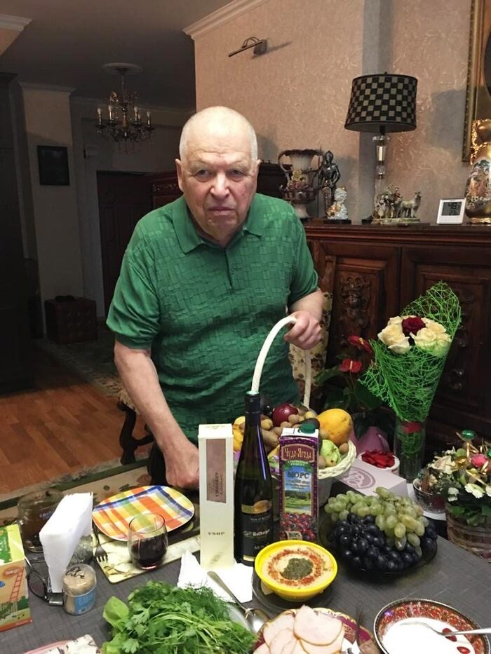 Последний день рождения Михаила Кокшенова