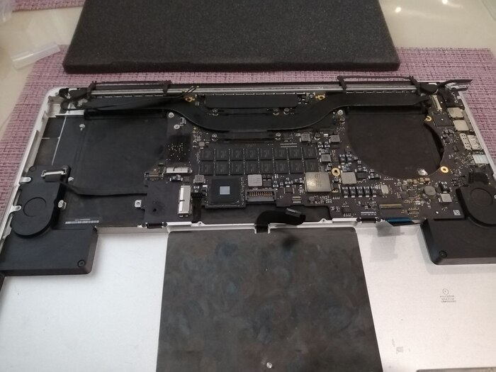 Все болтики были закручены обратно :)